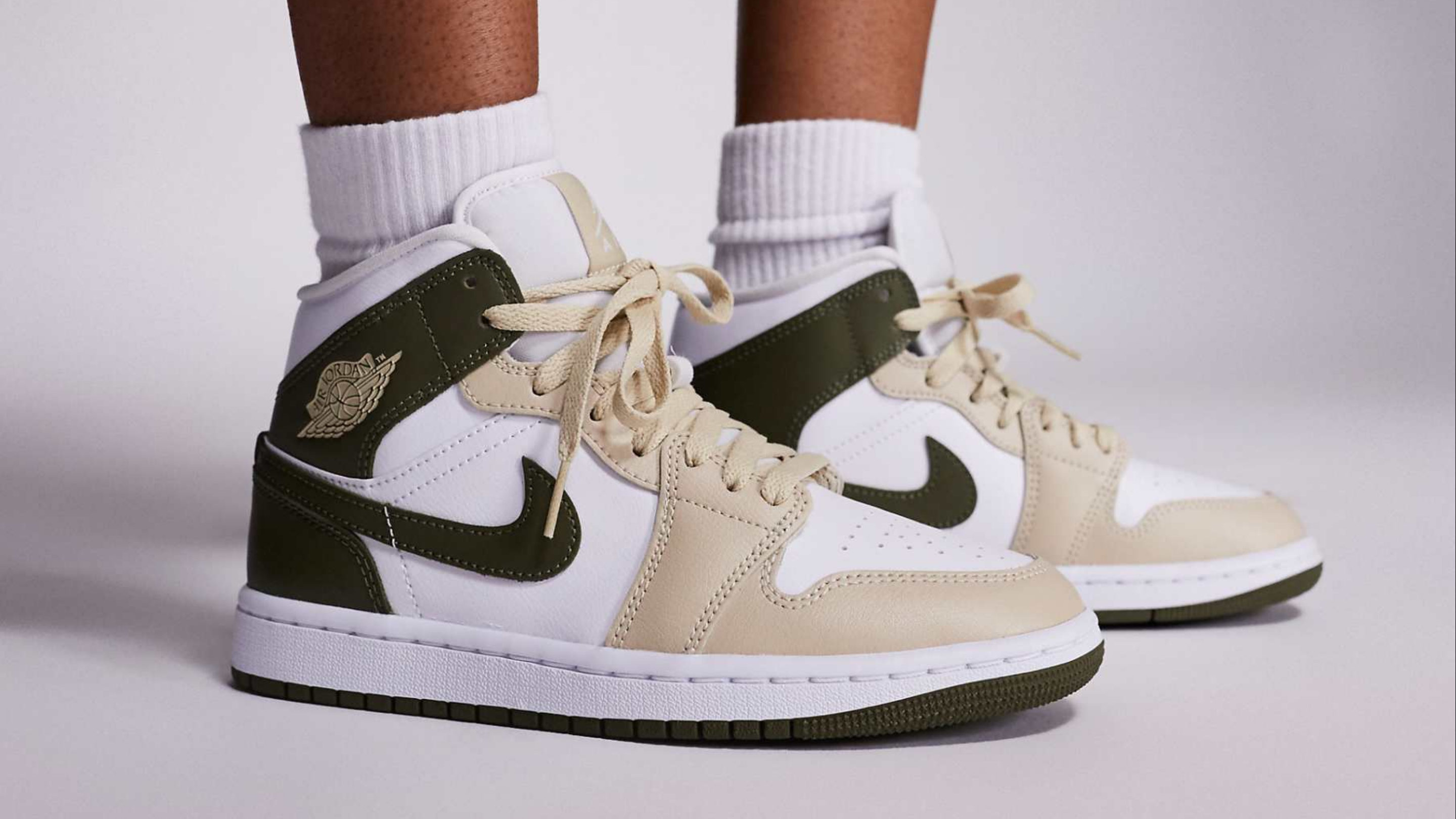 Air Jordan 1 Mid