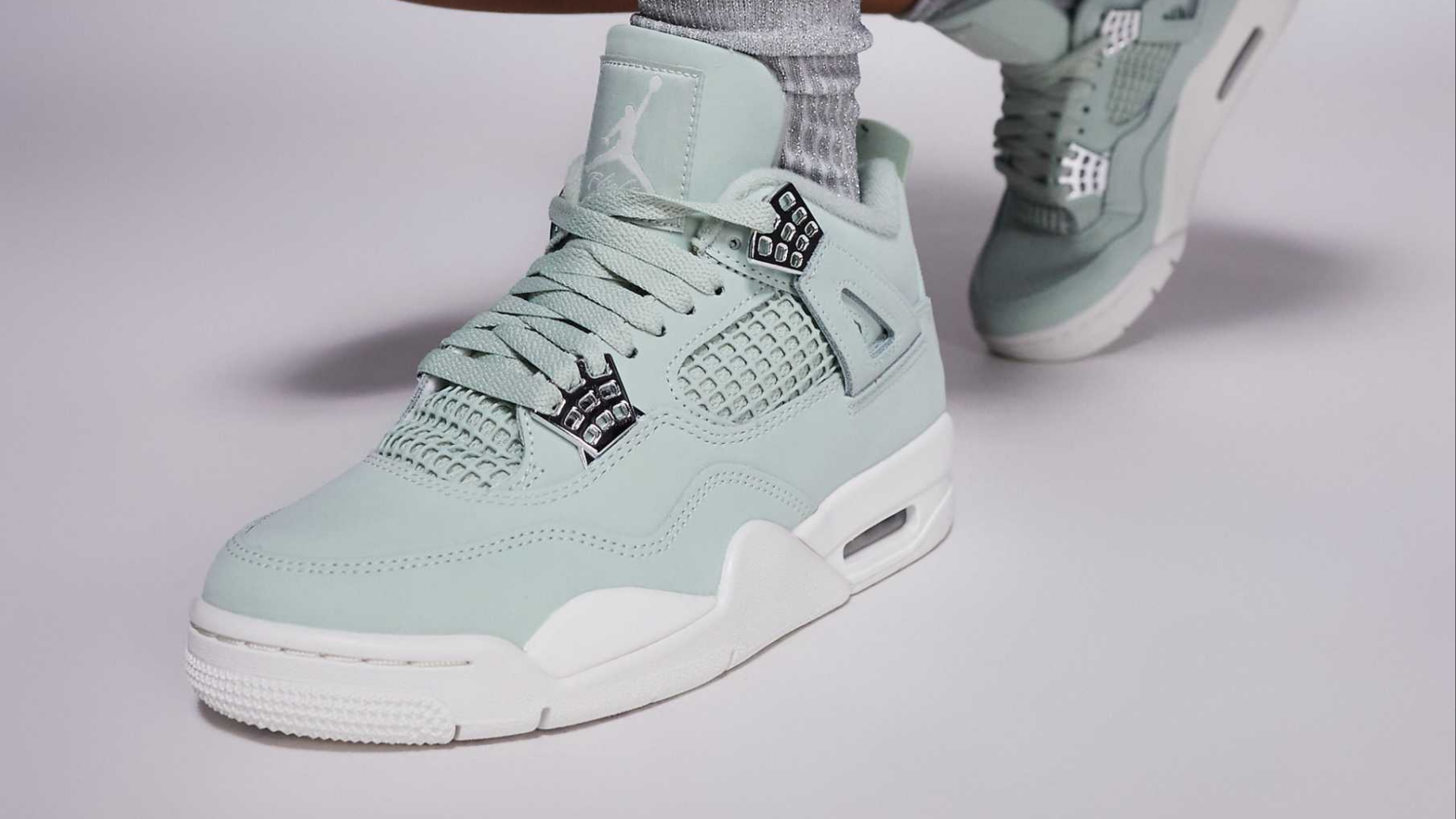 Air Jordan 4