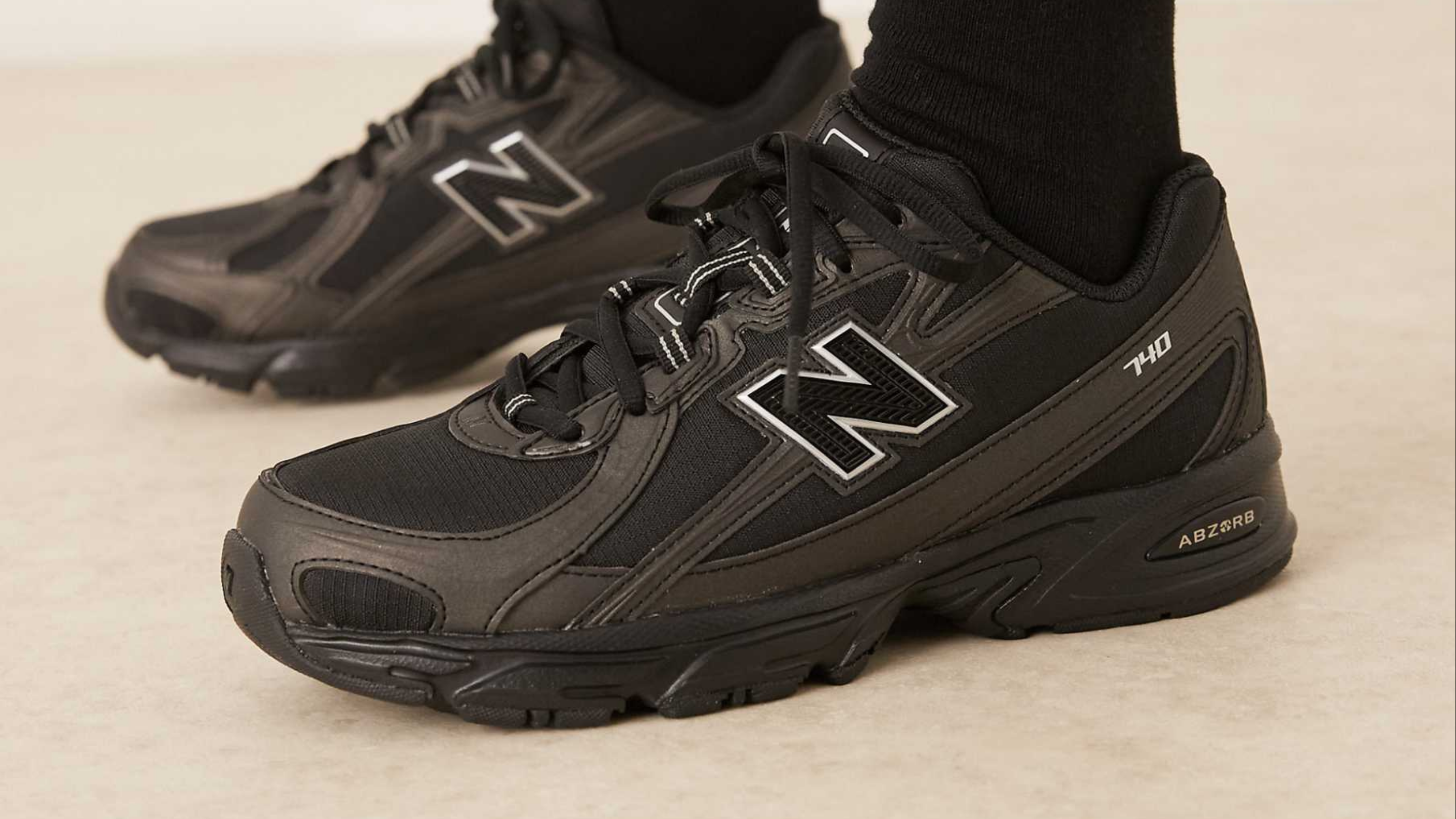 New Balance 740v2
