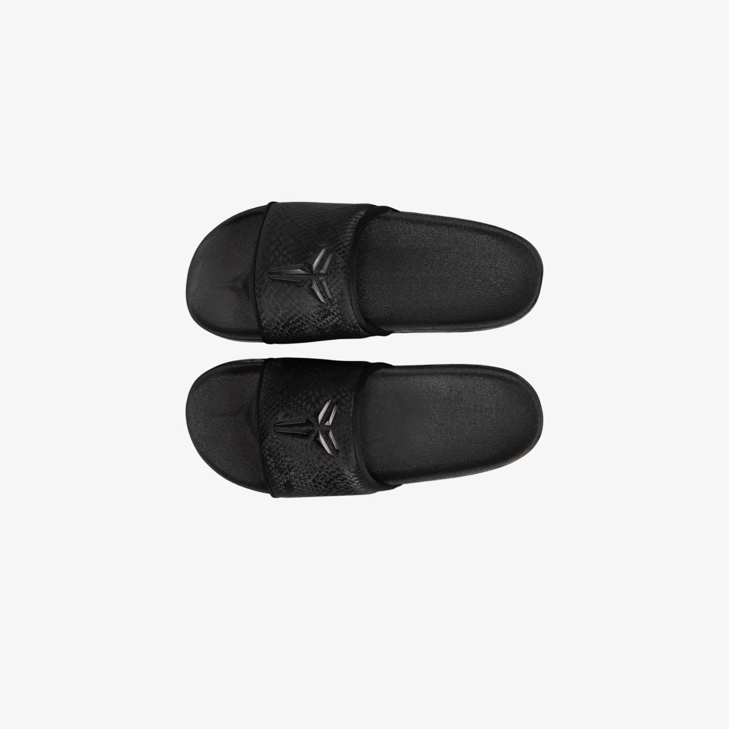 Kobe Bryant x Nike Offcourt Slide “Triple Black”