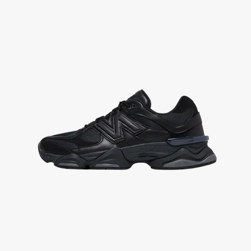 New Balance 9060 ブラックスニーカー New Balance 9060 