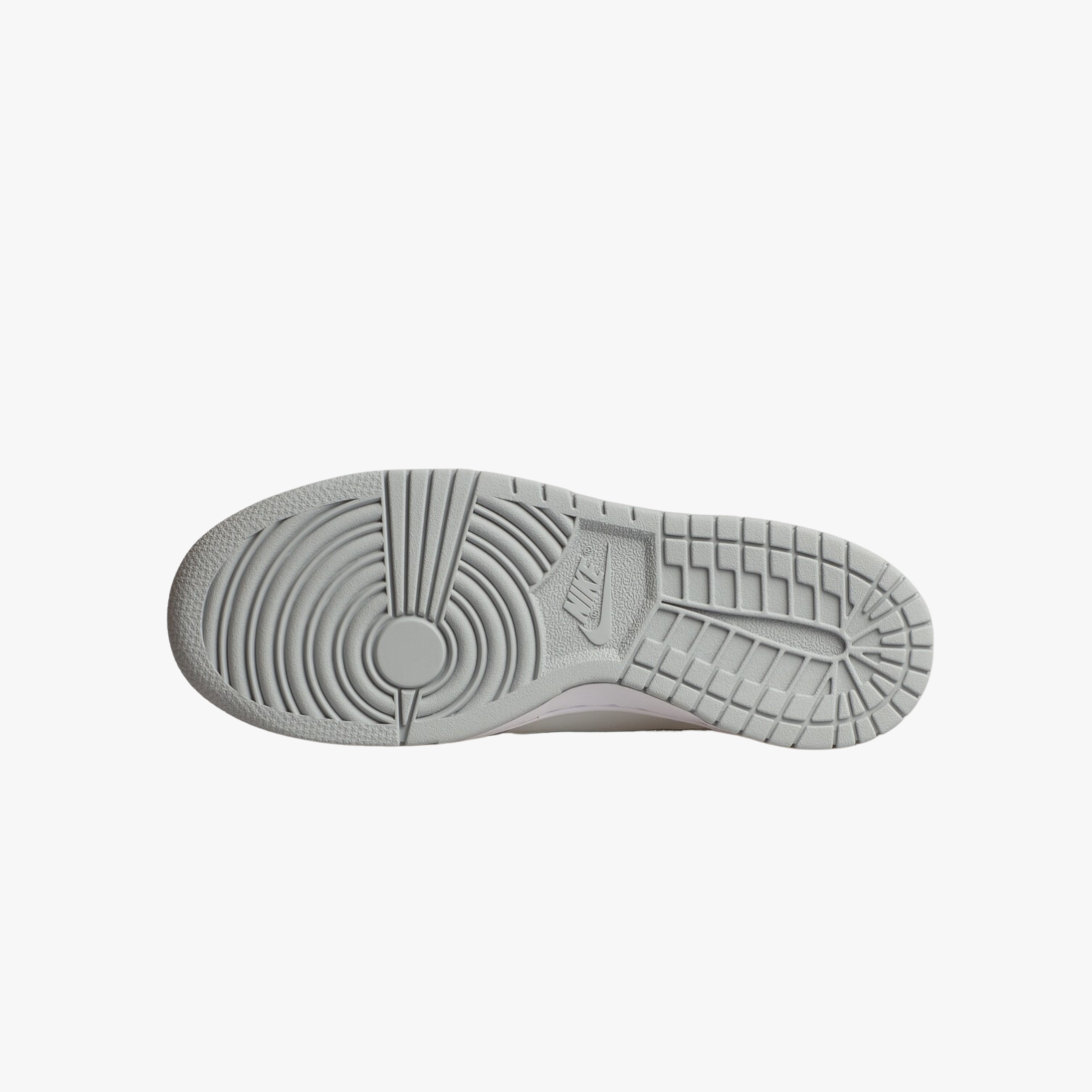 Nike-Dunk-Low-_Two-Toned-Grey_-oversoles-3