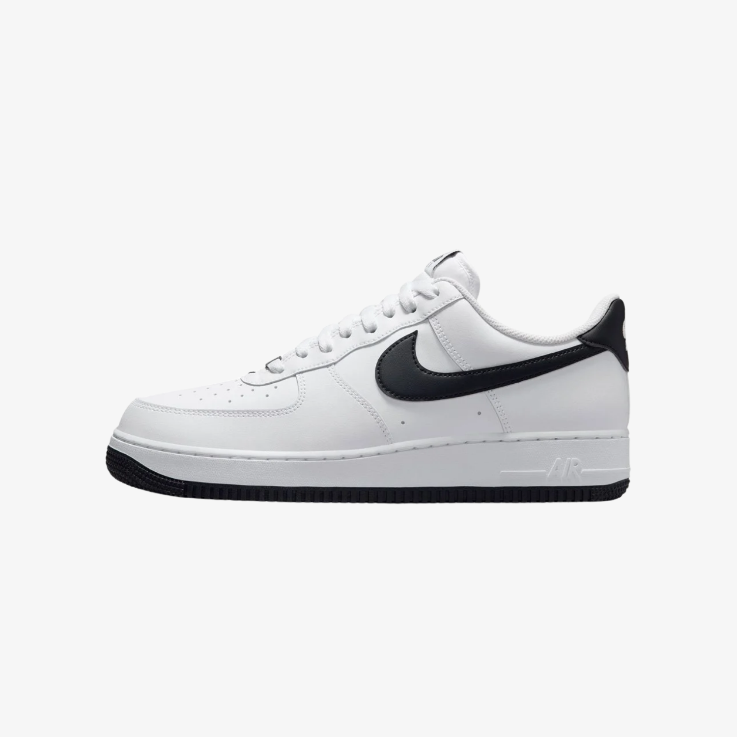 Nike Air Force 1 '07 "White and Black"