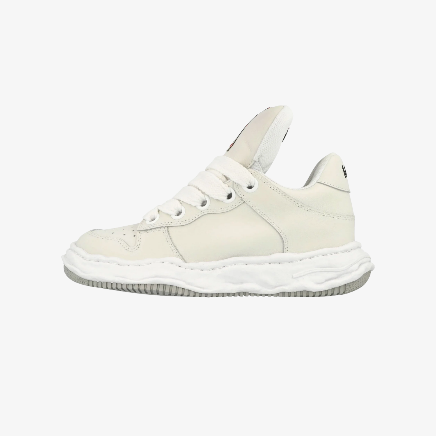 Mihara Yasuhiro Wayne Original Sole Leather Puffer Low-Top Sneakers White